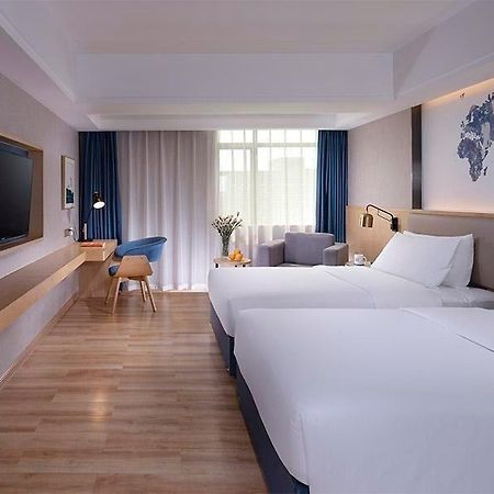Kyriad Marvelous Hotel Dongguan Changan Light Rail Station Luaran gambar